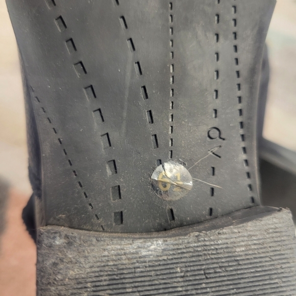 DV by Dolce Vita Lucianna Black Knee High Women’s Boots - Picture 4 of 9